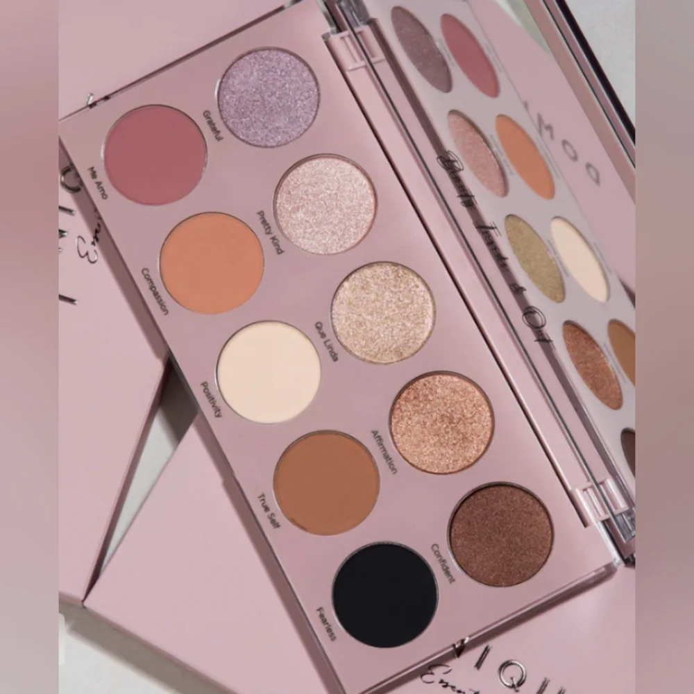 Dominique Cosmetics The Essential Palette